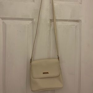 Liz Claiborne cross body purse.